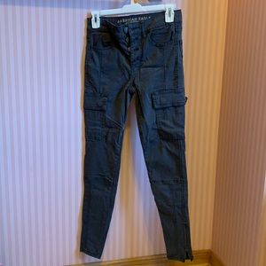 American Eagle Hi-Rise Cargo Style Skinny Pants